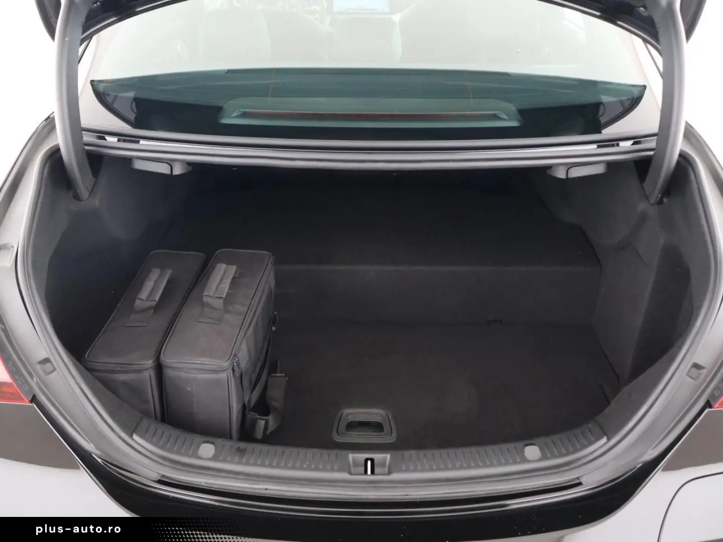 E 300 e AMG SHD AHK Distronic Burmester Kamera