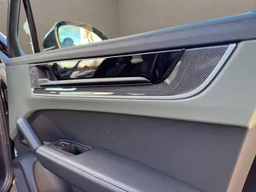 Cayenne S V8 SportAGA - Sport Design-22Zoll-Voll