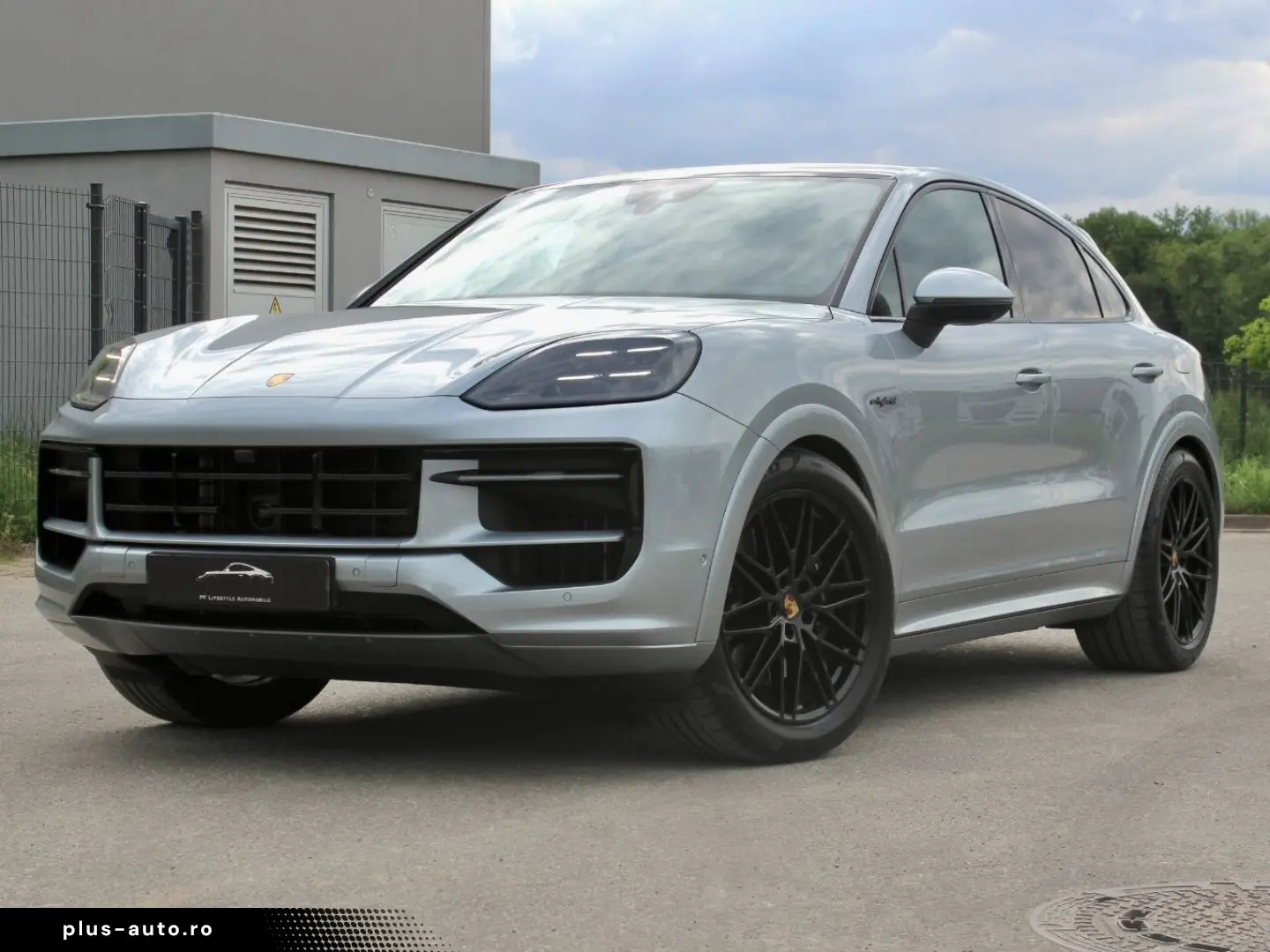 Cayenne Coupé  Dolomitsilber  B-Display HUD