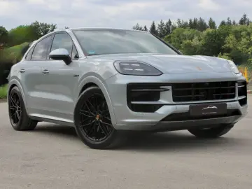 Cayenne Coupé  Dolomitsilber  B-Display HUD