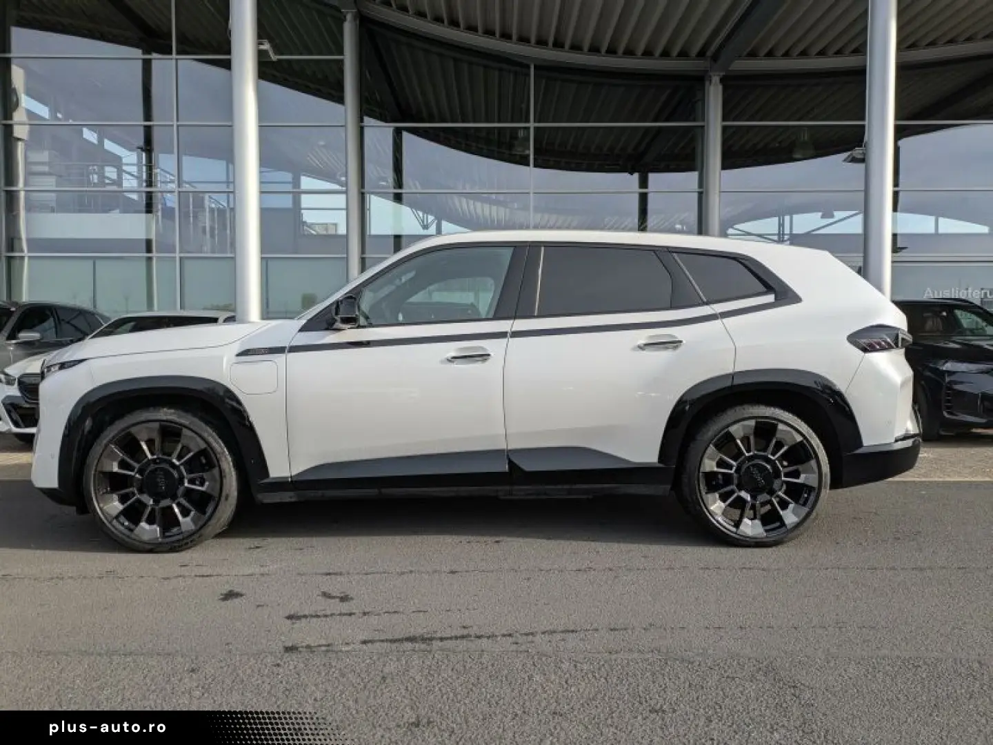 XM M Drivers Bowers SoftClose Massage Ventilation