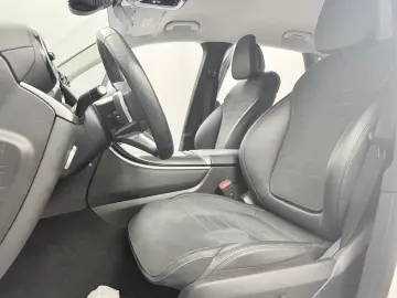 GLC 300e 4M AMG LINE 360 Camera