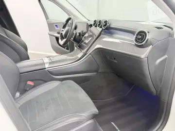 GLC 300e 4M AMG LINE 360 Camera