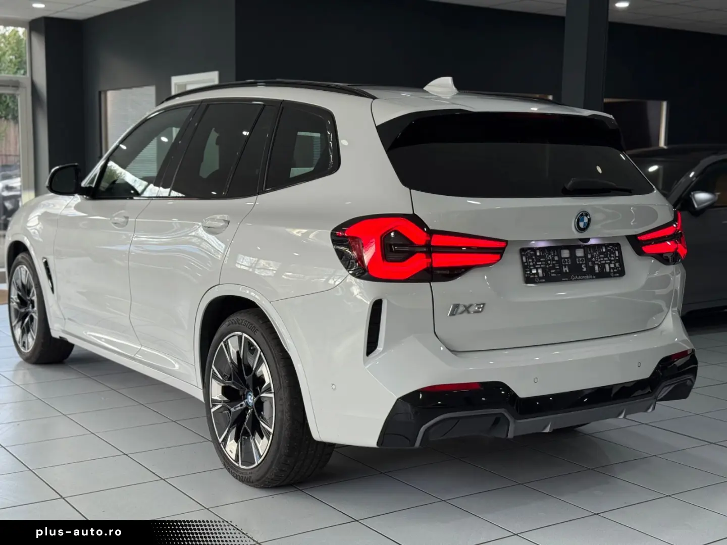 iX3 Impressive M-PAKET PANO HEADUP MEMORY H&K