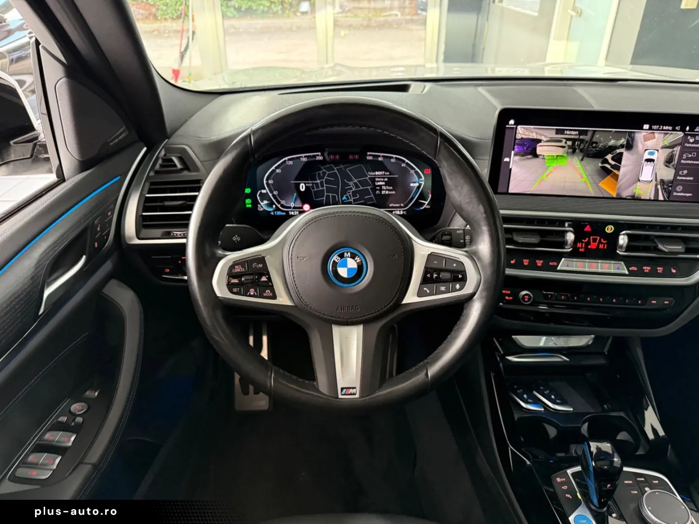 iX3 Impressive M-PAKET PANO HEADUP MEMORY H&K