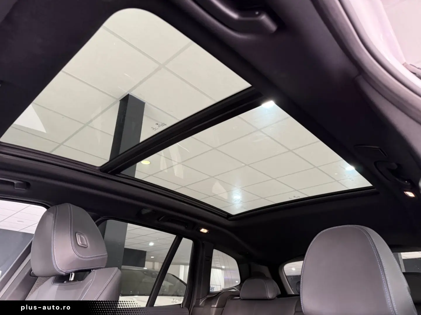 iX3 Impressive M-PAKET PANO HEADUP MEMORY H&K