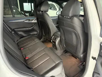 iX3 Impressive M-PAKET PANO HEADUP MEMORY H&K