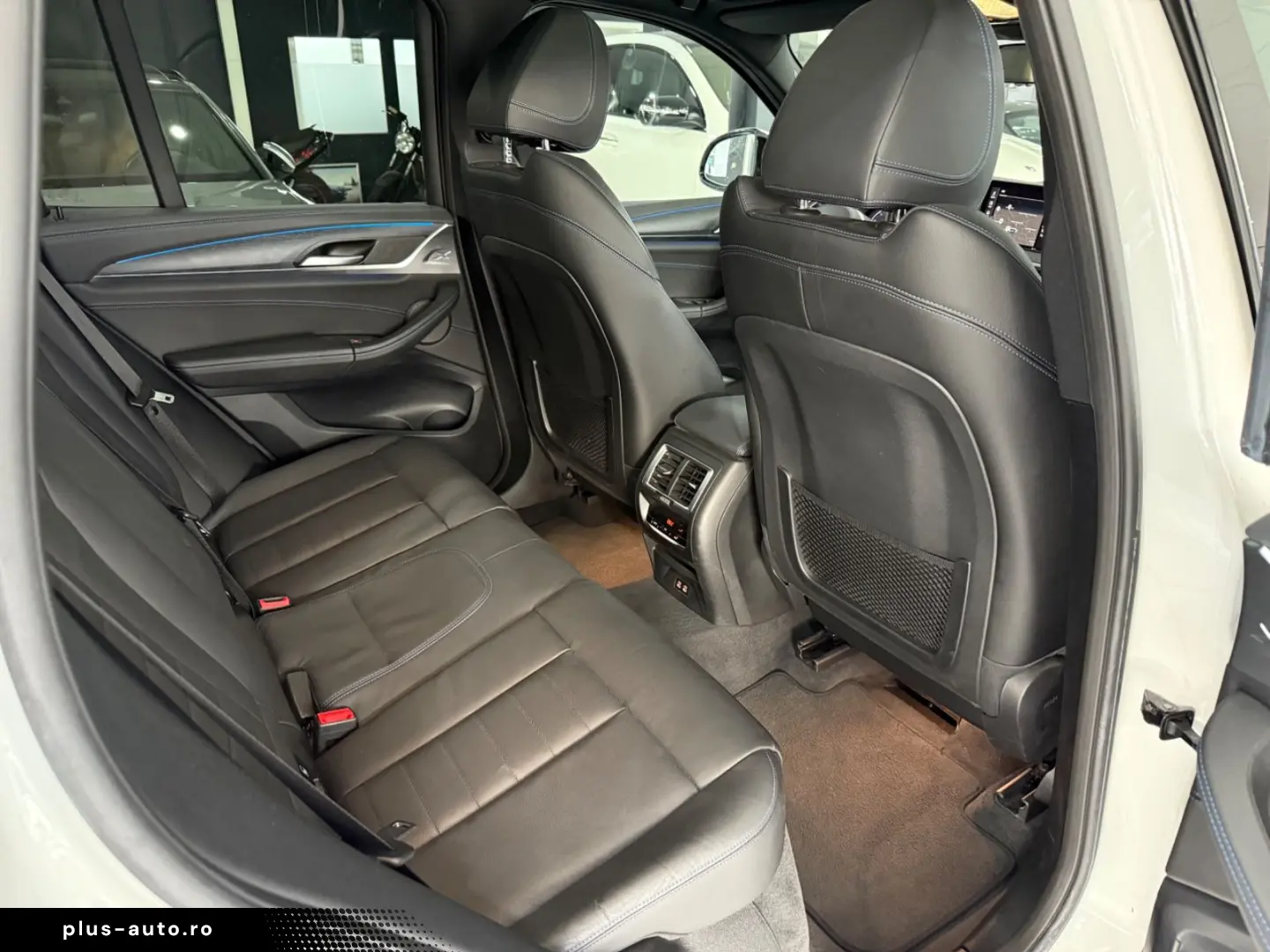 iX3 Impressive M-PAKET PANO HEADUP MEMORY H&K