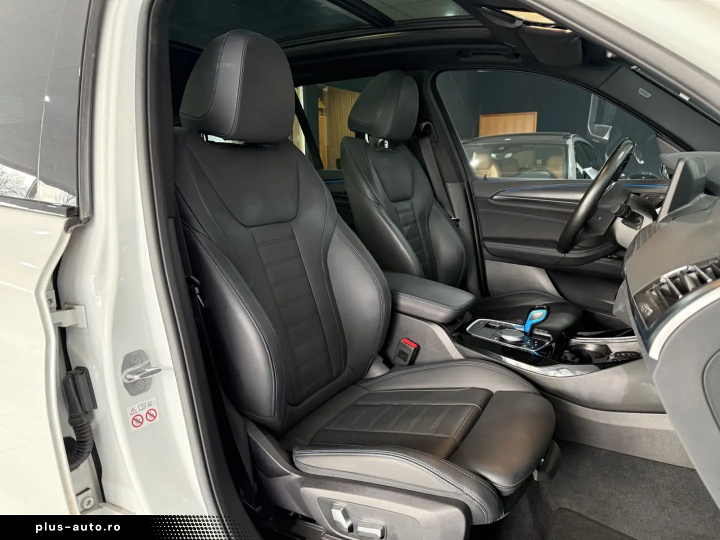 iX3 Impressive M-PAKET PANO HEADUP MEMORY H&K