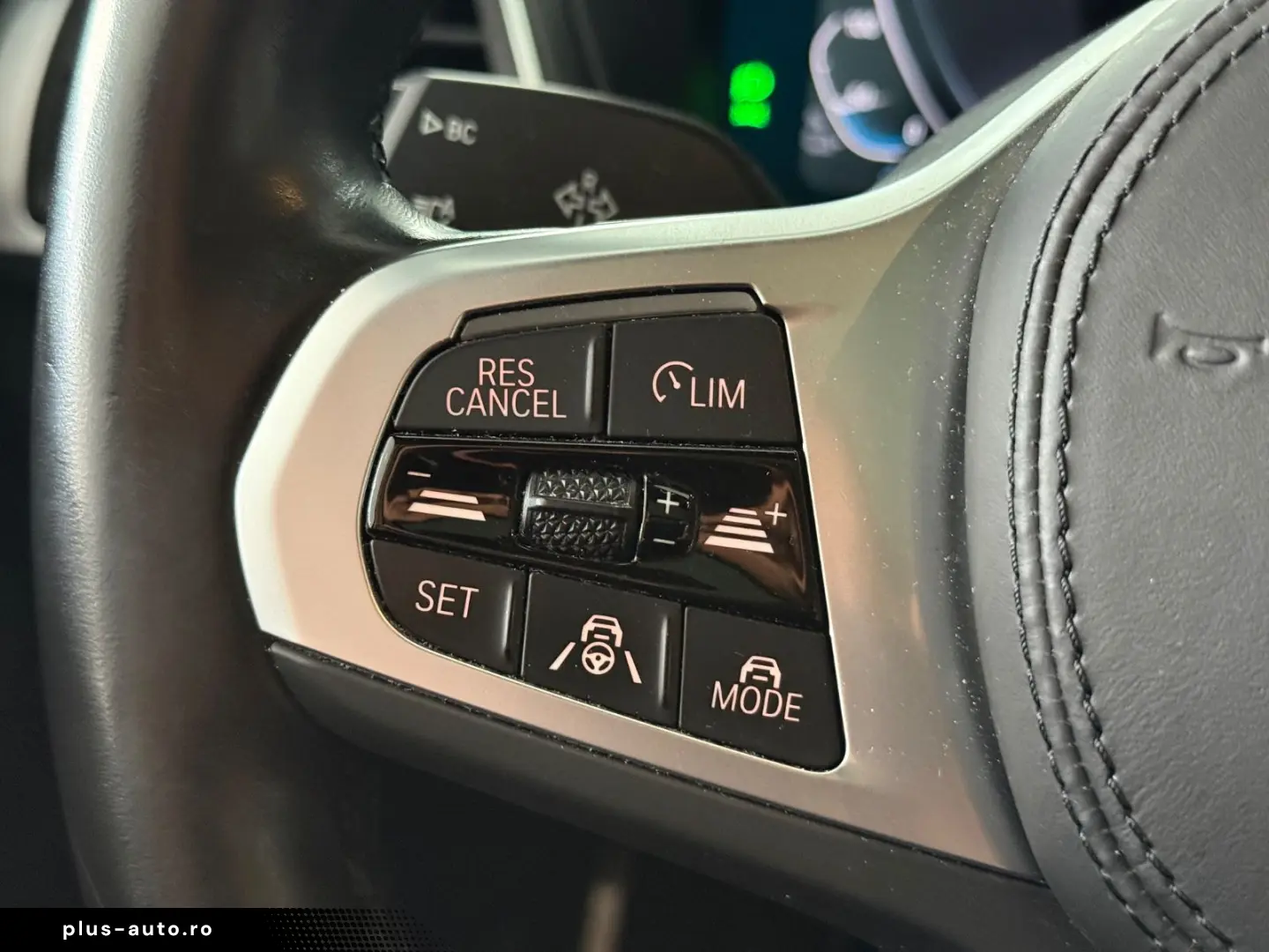 iX3 Impressive M-PAKET PANO HEADUP MEMORY H&K