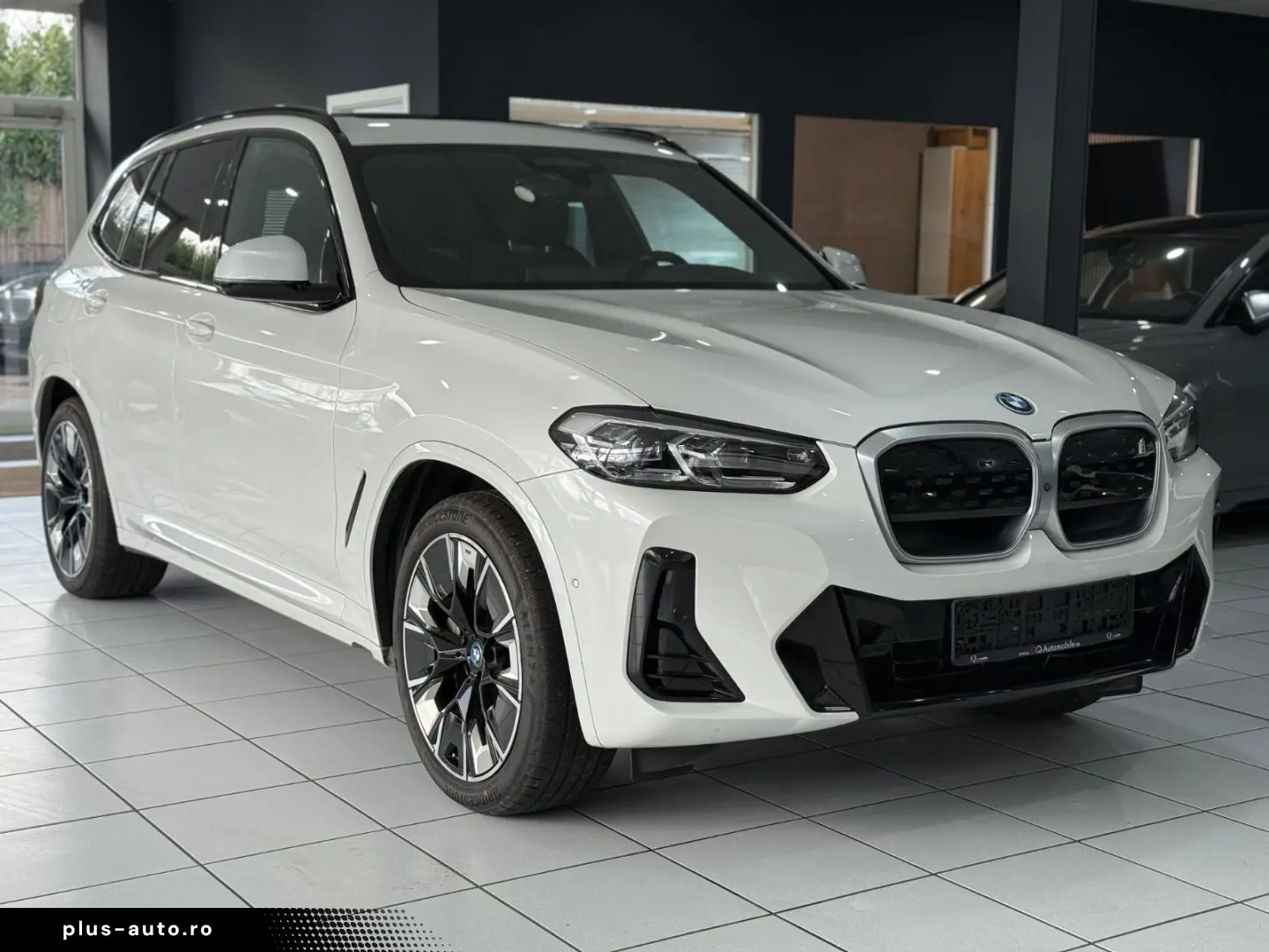 iX3 Impressive M-PAKET PANO HEADUP MEMORY H&K