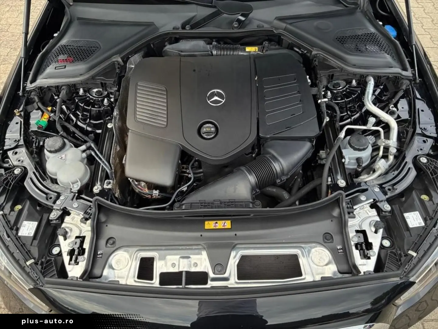 E 400 e 4M Avantg Panoramic Bliss 360 Ventilation