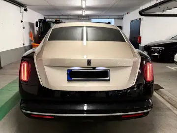 SPECTRE DUO-TONE STARLIGHT BESPOKE FULLOPTION!!!