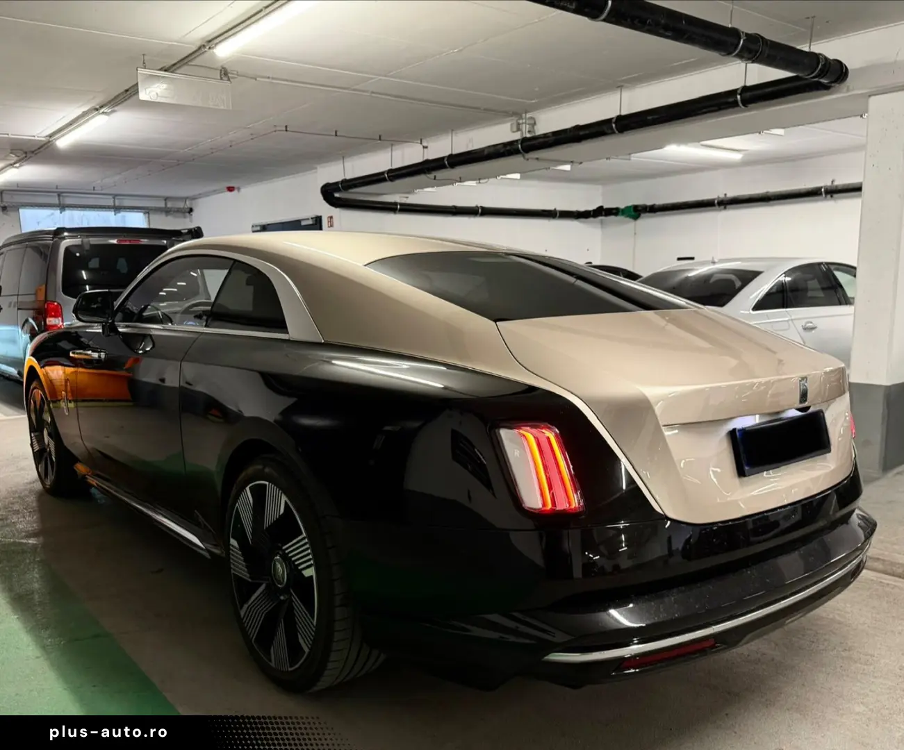 SPECTRE DUO-TONE STARLIGHT BESPOKE FULLOPTION!!!