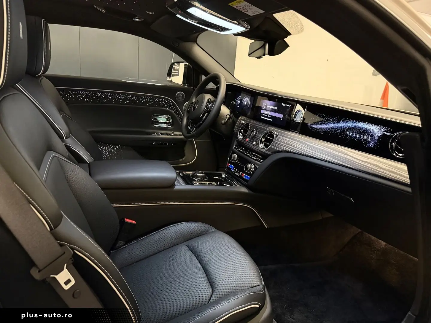 SPECTRE DUO-TONE STARLIGHT BESPOKE FULLOPTION!!!