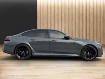 M5 Keramik-Bremse B&W Carbon M-Driverpaket