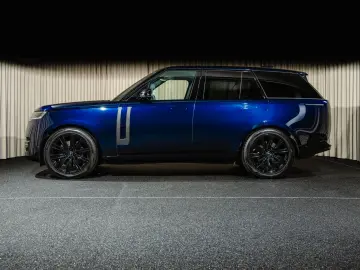 Range Rover 4.4 P530 Autobiography  24-way  Exec