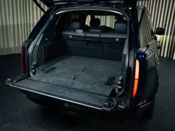 Range Rover 4.4 P530 Autobiography  24-way  Exec