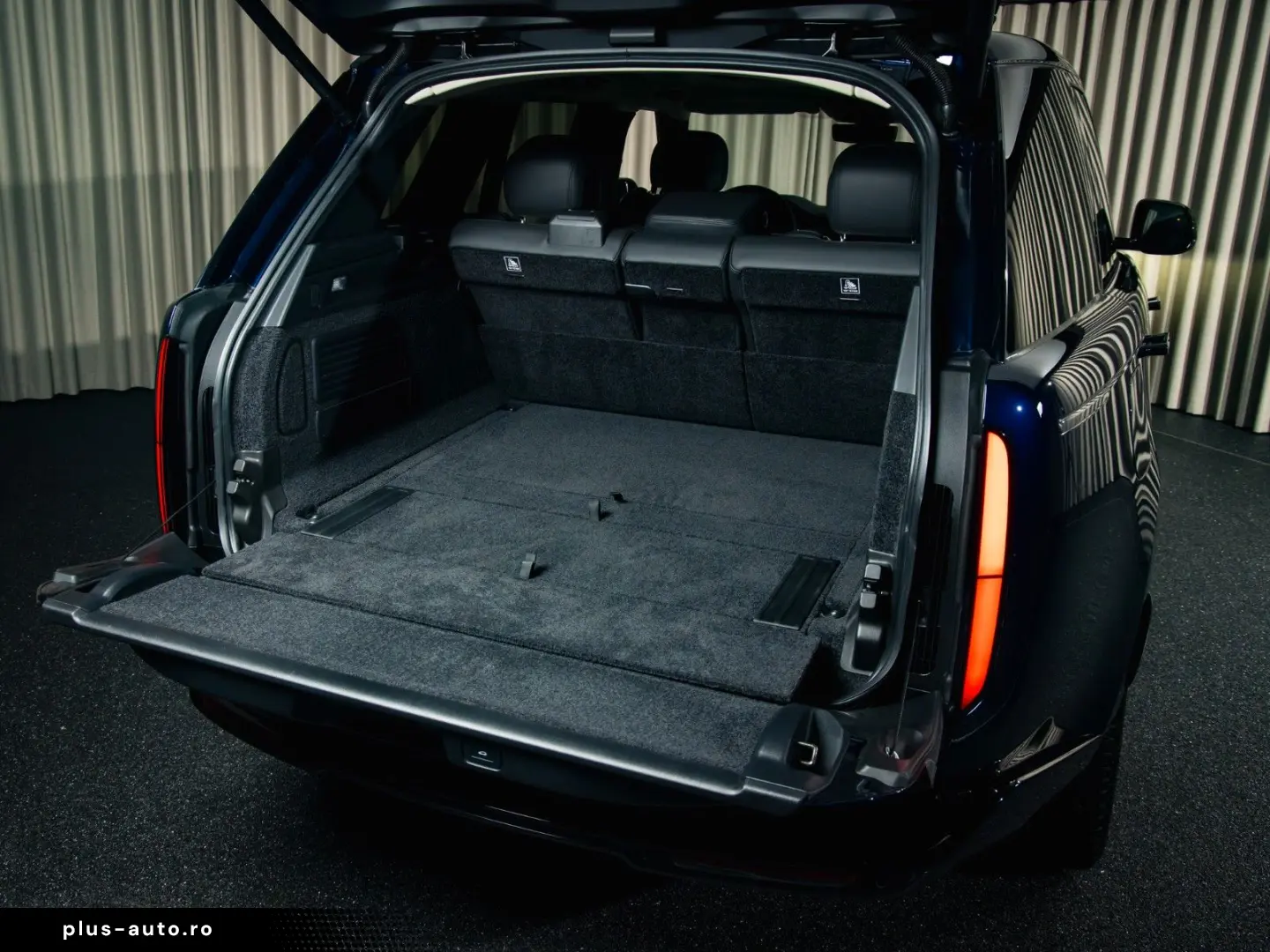 Range Rover 4.4 P530 Autobiography  24-way  Exec