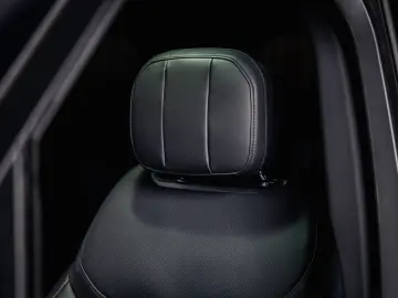 Range Rover 4.4 P530 Autobiography  24-way  Exec