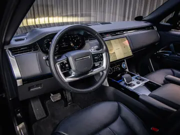 Range Rover 4.4 P530 Autobiography  24-way  Exec