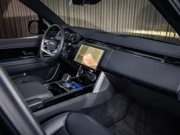 Range Rover 4.4 P530 Autobiography  24-way  Exec