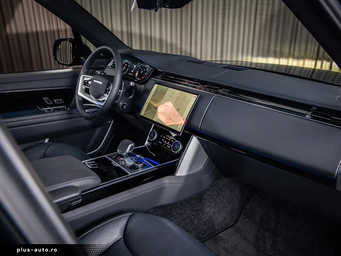 Range Rover 4.4 P530 Autobiography  24-way  Exec