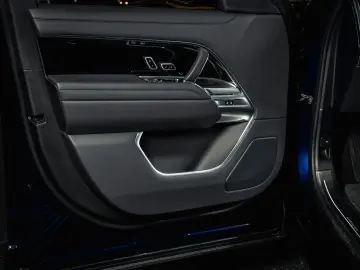 Range Rover 4.4 P530 Autobiography  24-way  Exec