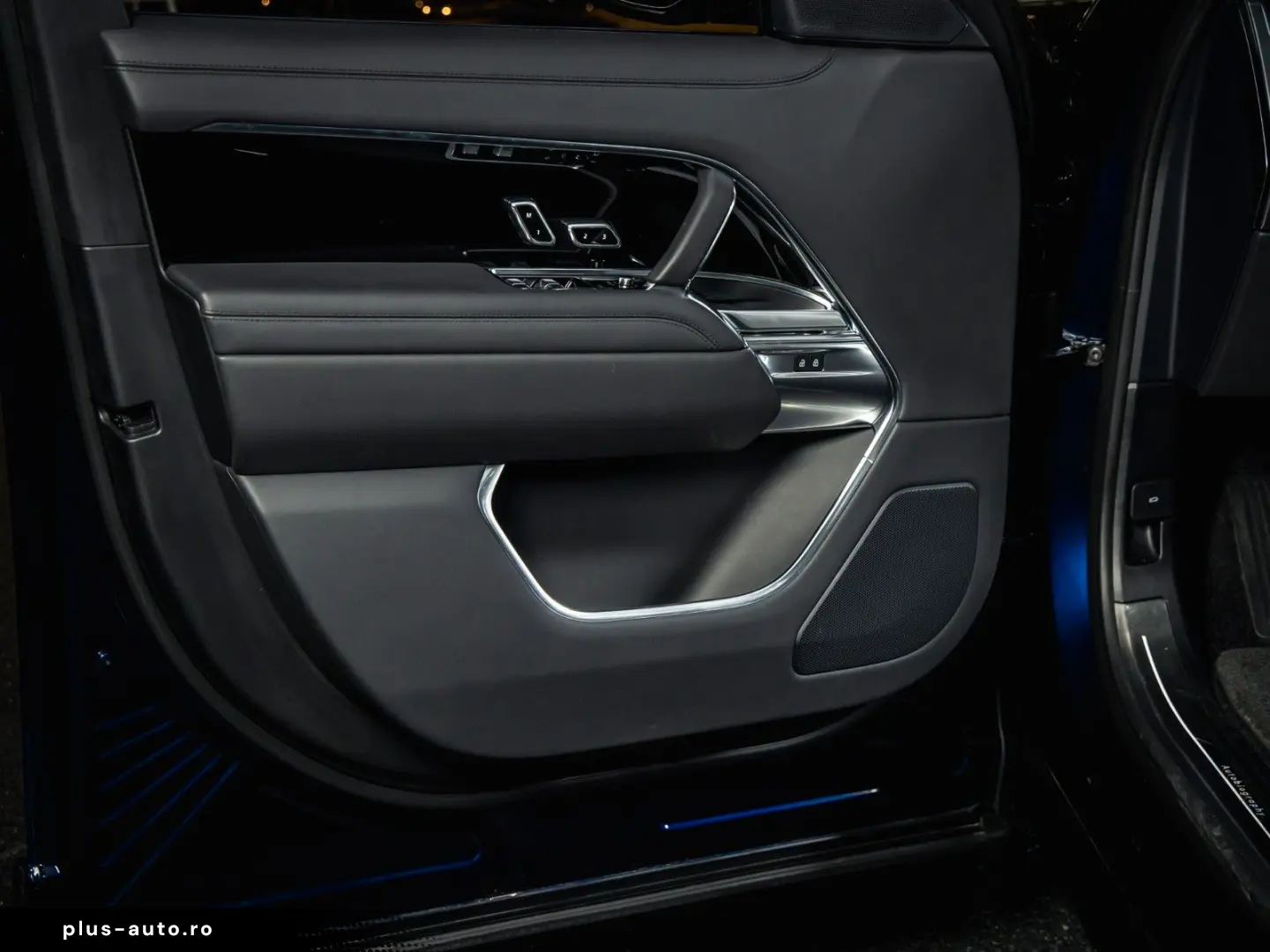 Range Rover 4.4 P530 Autobiography  24-way  Exec