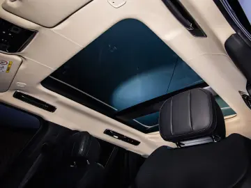 Range Rover 4.4 P530 Autobiography  24-way  Exec