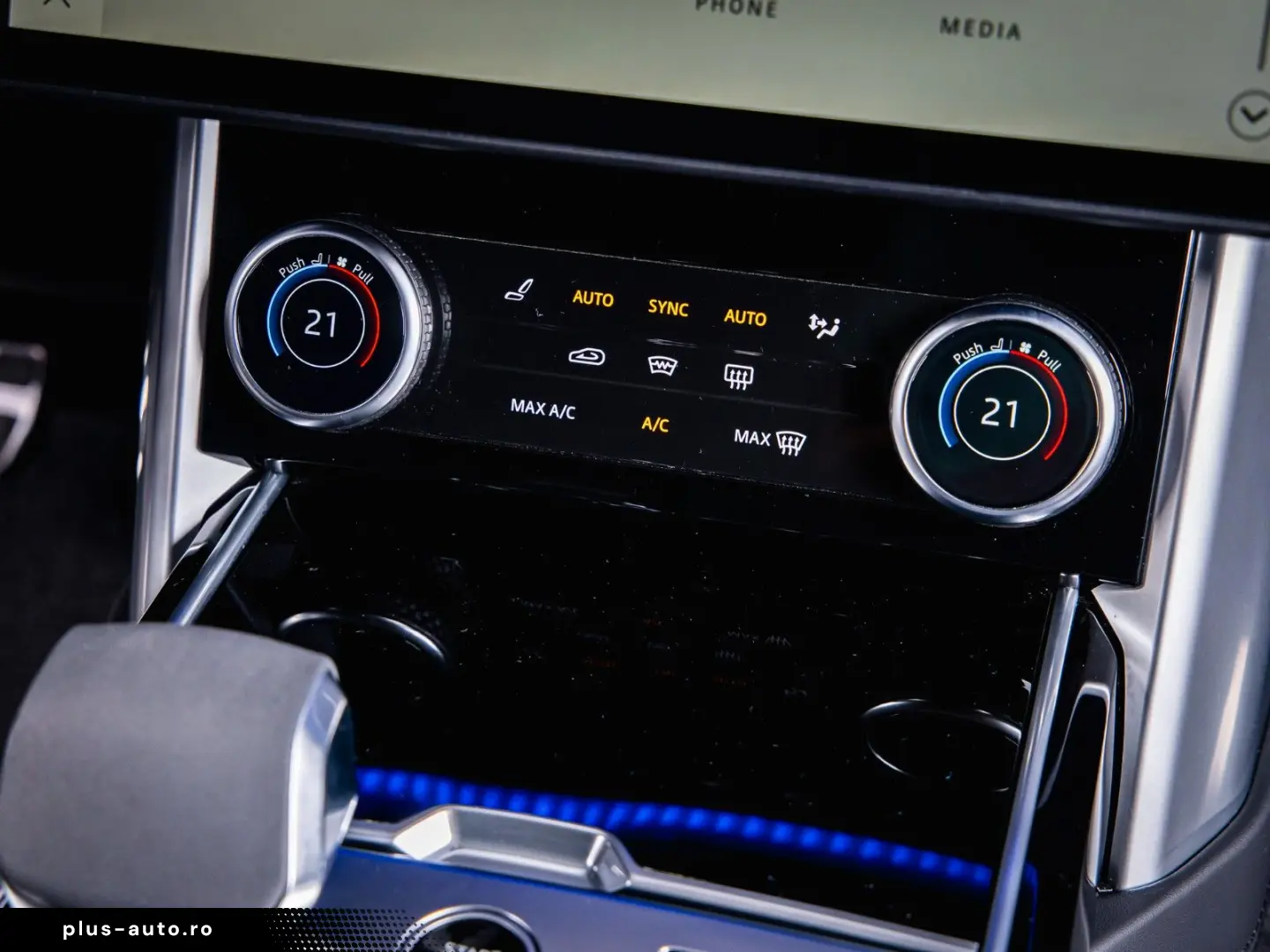 Range Rover 4.4 P530 Autobiography  24-way  Exec