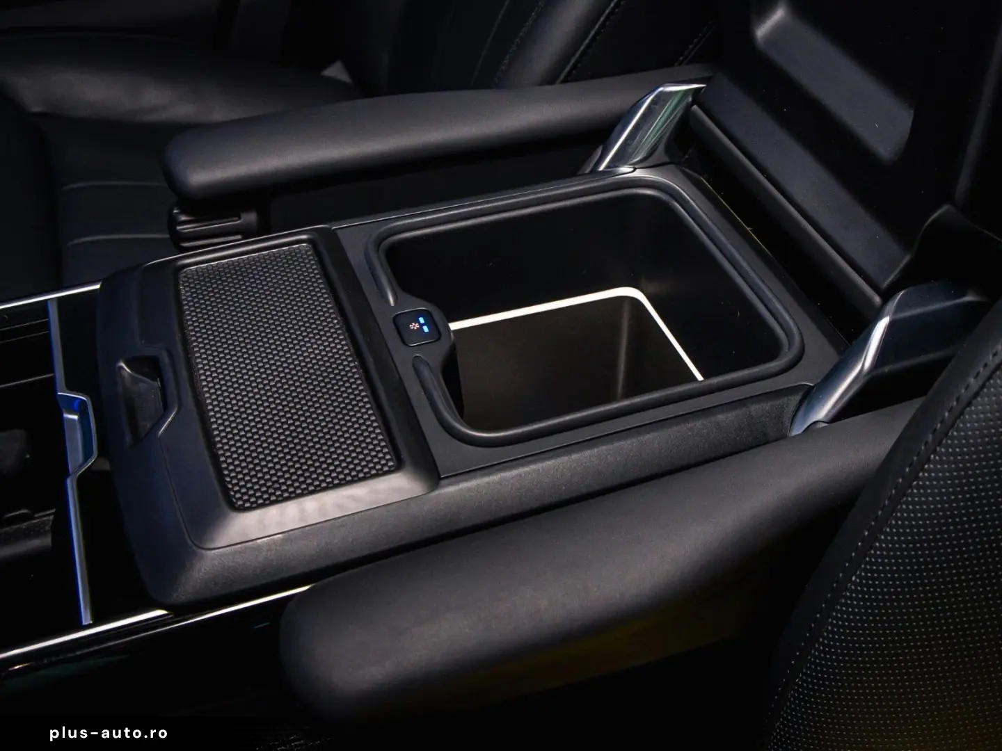 Range Rover 4.4 P530 Autobiography  24-way  Exec