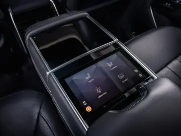 Range Rover 4.4 P530 Autobiography  24-way  Exec