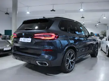 X5 40i xDrive M Sport (G05) LED Kamera