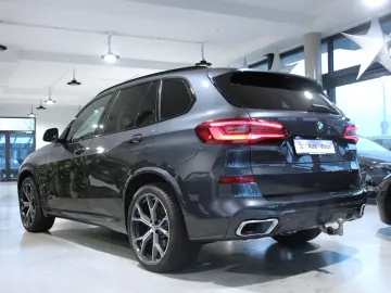 X5 40i xDrive M Sport (G05) LED Kamera