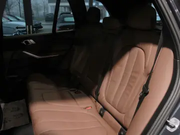 X5 40i xDrive M Sport (G05) LED Kamera