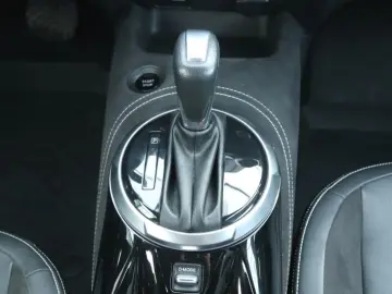 NISSAN JUKE HIBRID 143CP 2WD automată N-Design