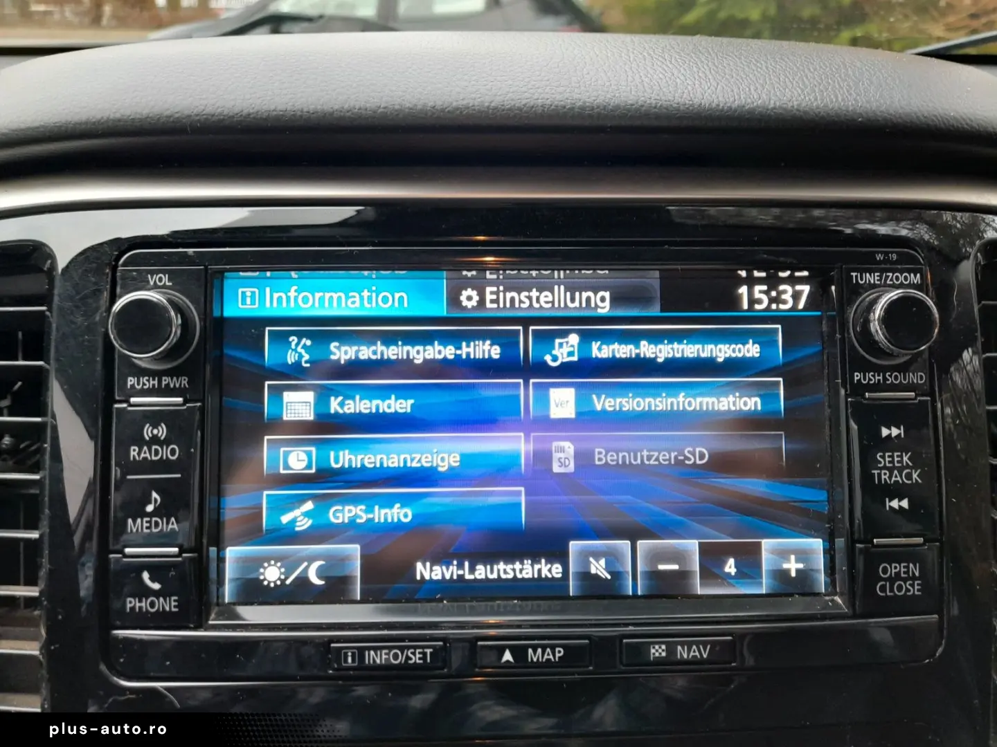 L200 Top Doppelkabine 4WD AHK Navi