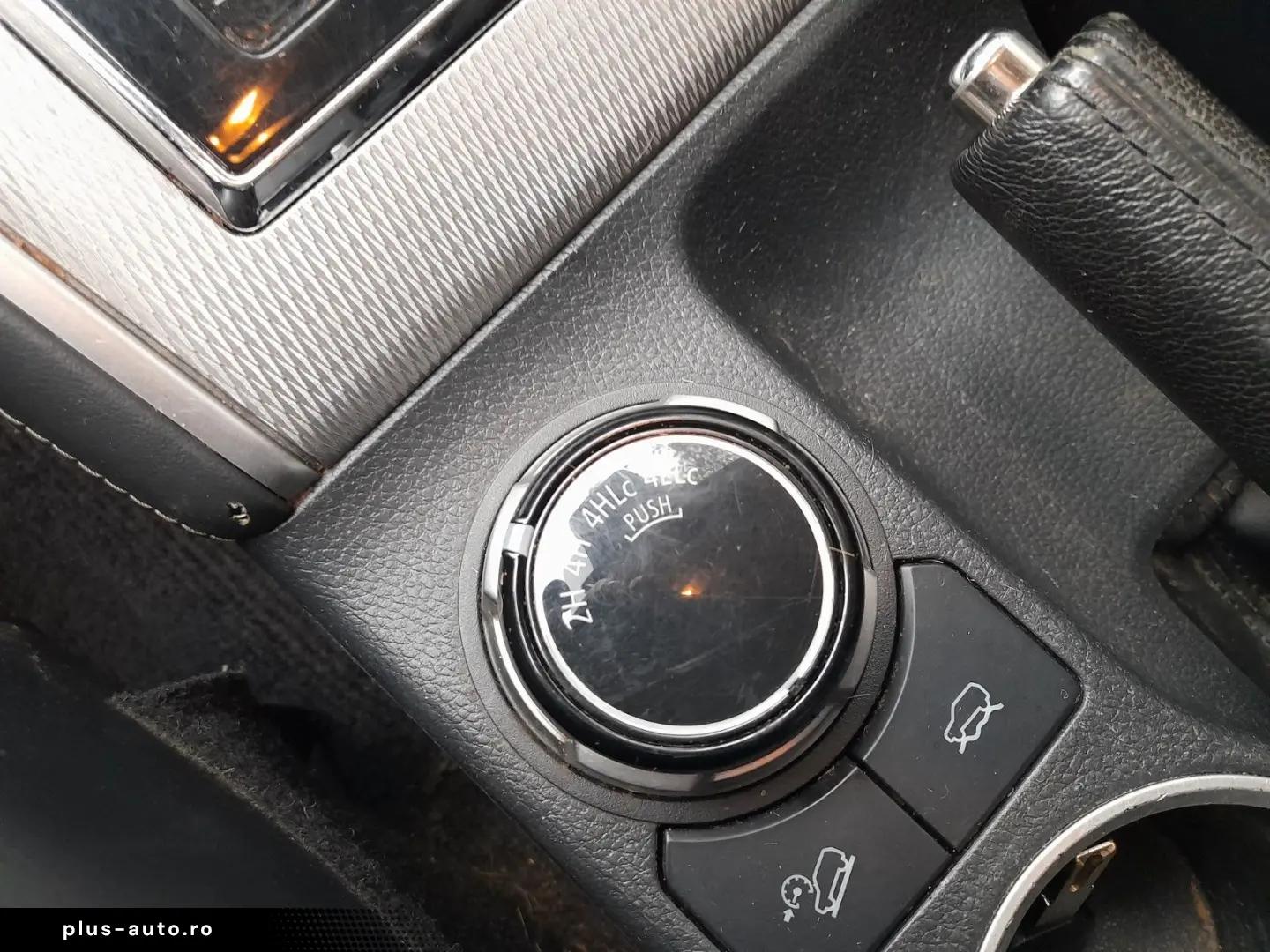 L200 Top Doppelkabine 4WD AHK Navi