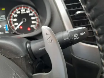 L200 Top Doppelkabine 4WD AHK Navi