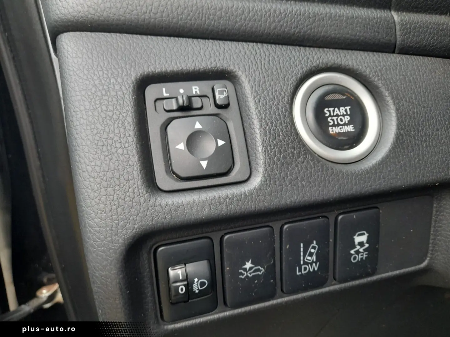 L200 Top Doppelkabine 4WD AHK Navi