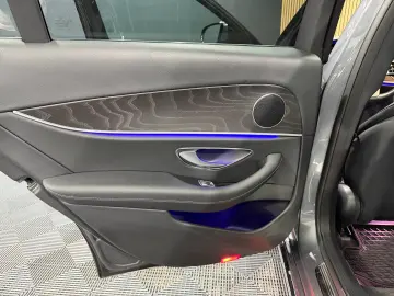 Mercedes-Benz E220d 4Matic