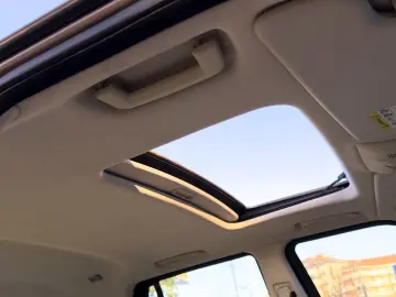 Land-Rover Range-Rover-Sport Gen-I-2005-2013