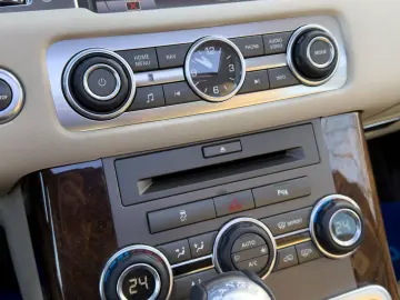 Land-Rover Range-Rover-Sport Gen-I-2005-2013