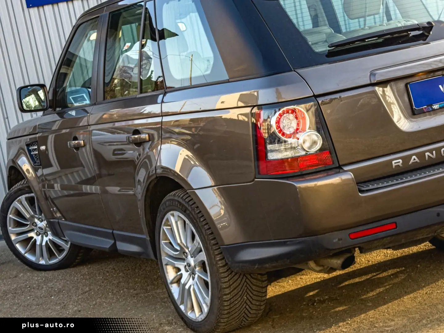 Land-Rover Range-Rover-Sport Gen-I-2005-2013