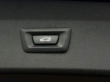 BMW X1 SDRIVE Navi Camera Încălzire Front Assist - Garanție-