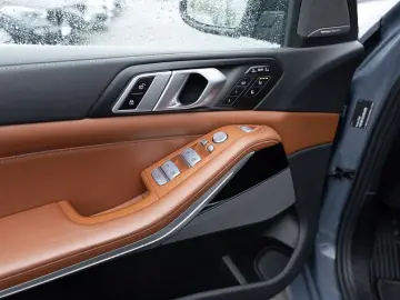 X7 xDrive 40i FACEL. SoftClose Ventilation Massage 360