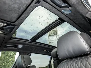 X7 xDr40d MSp HUD Bowers&W Massage Ventilation SoftClose 360