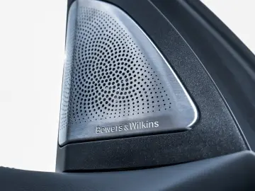 X7 xDr40d MSp HUD Bowers&W Massage Ventilation SoftClose 360