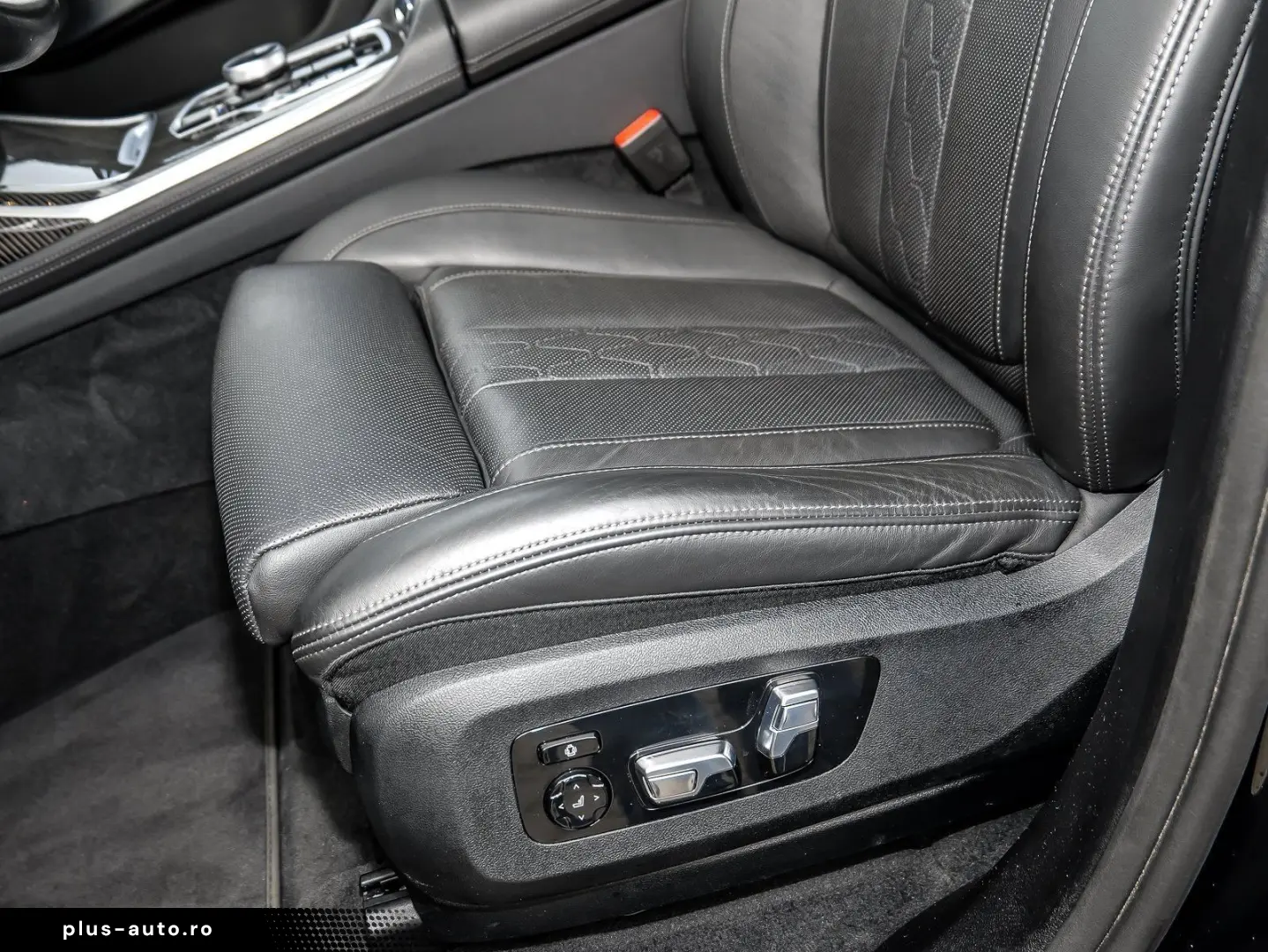 X7 xDr40d MSp HUD Bowers&W Massage Ventilation SoftClose 360